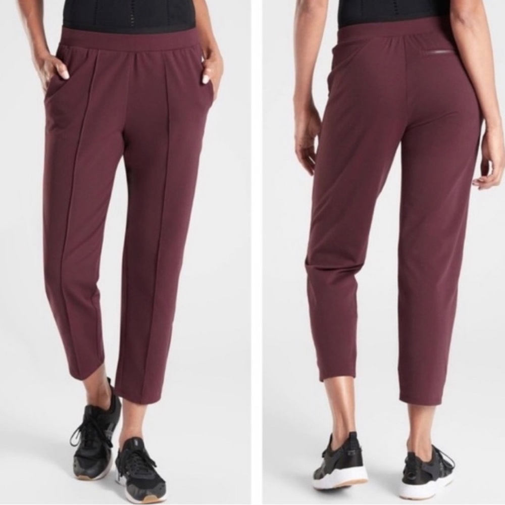 Athleta Venice pintuck pant in burgundy